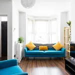 Belfast City - 3 Bed Cosy Terrace Home - Hip And Trendy Ormeau Road