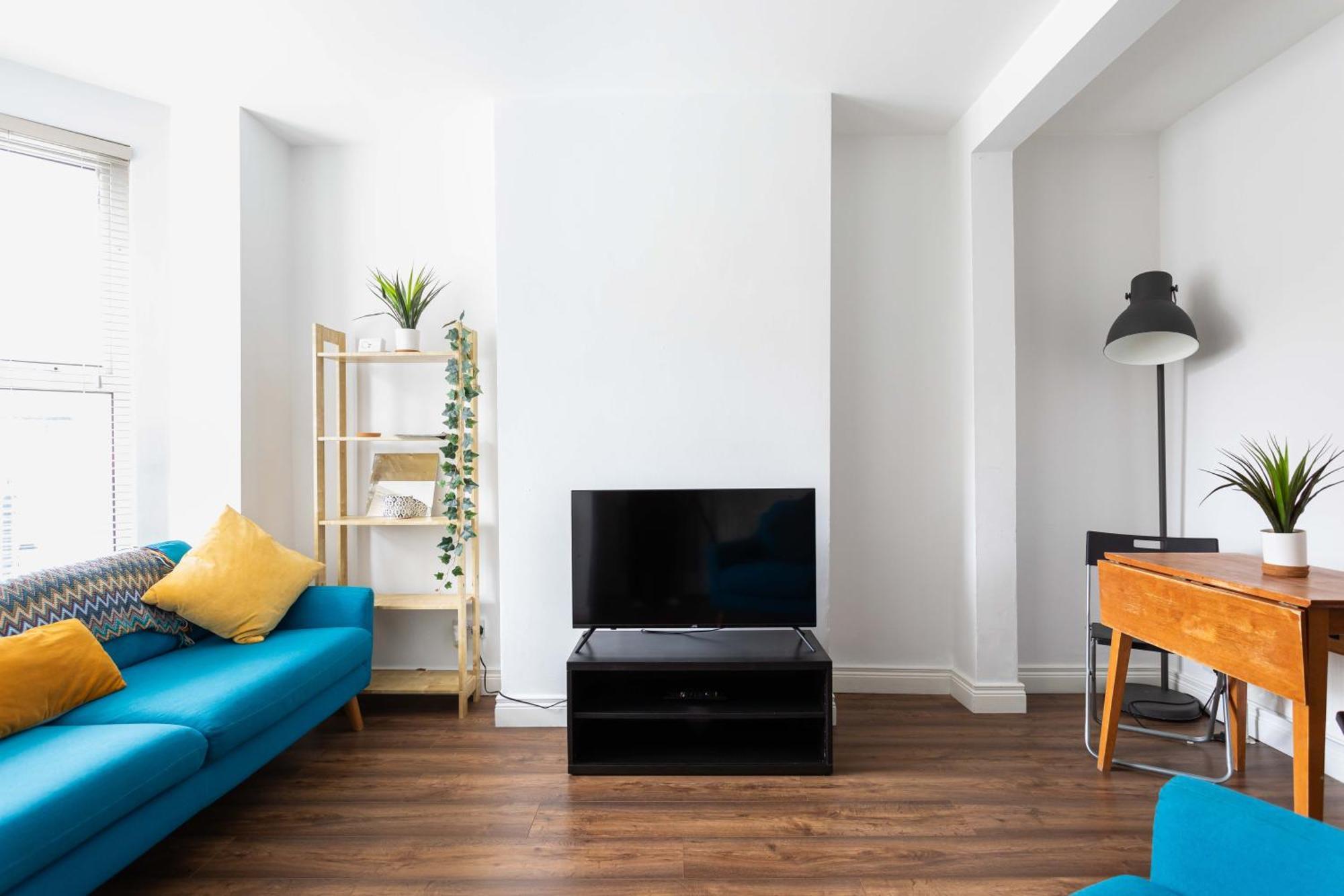 Apartment - 3 Bed Cosy Terrace - Hip And Trendy Ormeau Road *